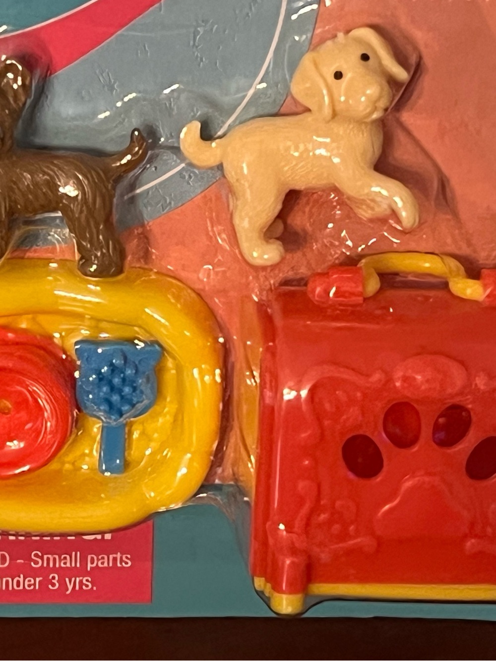 Small Pet Accessory Playset - Red, Yellow, Cream